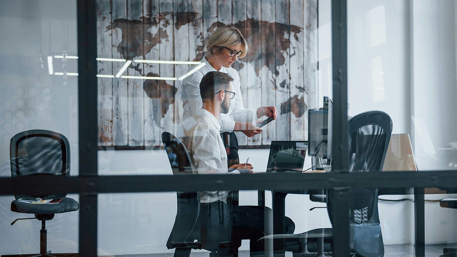 Marketing για ΜΜΕ: Στρατηγική Ανάπτυξης και Digital Εργαλεία για το 2025